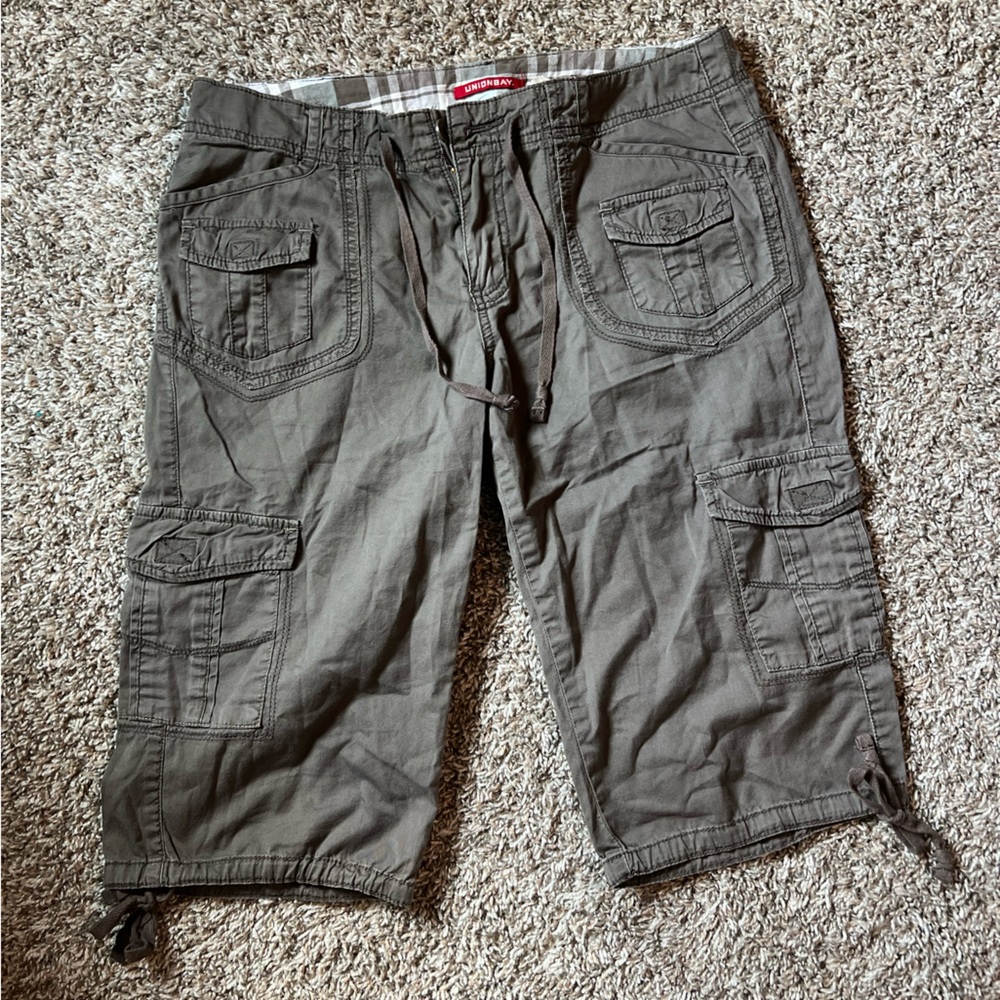 Y2K Vintage Unionbay Womens Size 9 Gray Cargo Capri